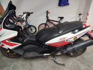 Gilera GP 800 Maxi Scooter