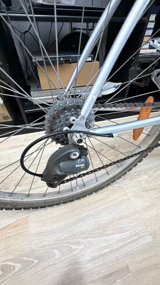 Bici Decathlon plateada, NEGOCIABLE