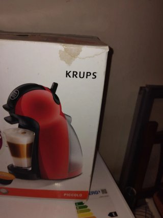 Macchina da caffè a capsule Krups Dolce Gusto Piccolo rossa