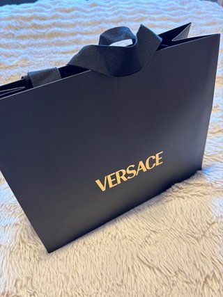 Gafas de sol Versace negras y doradas