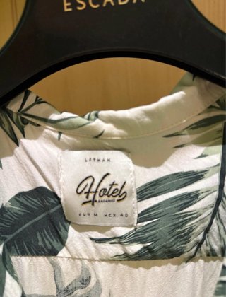 Camisa estampada manga corta Cada Camisa 4€