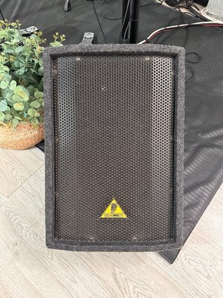 Lote 5 Altavoces Behringer Eurolive B1520 + F1220