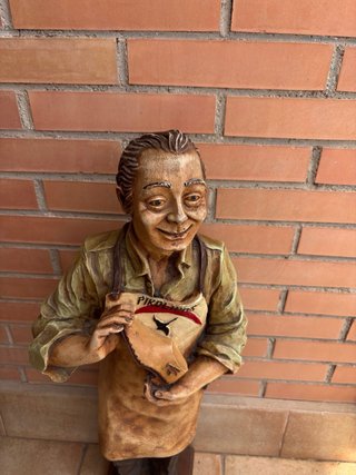 Figura Publicitaria Antigua Pikolinos