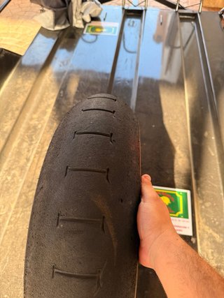 Neumático Metzeler Racetec 165/55/17 Trasero