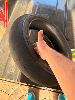 Neumático Metzeler Racetec 165/55/17 Trasero