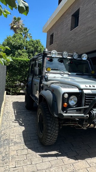 Land Rover Defender 2007