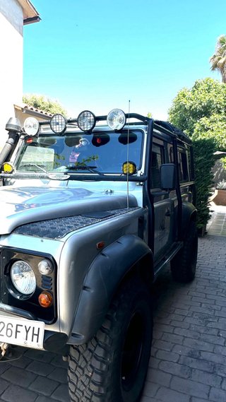 Land Rover Defender 2007