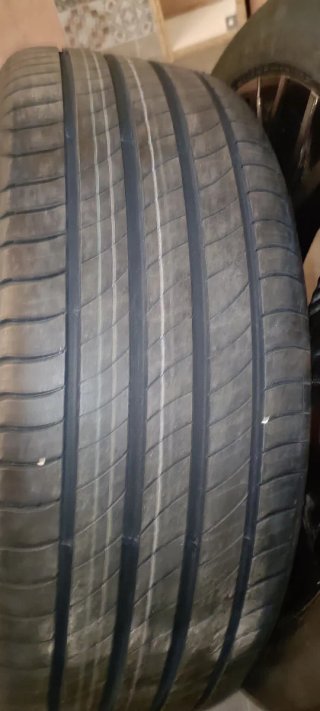 Llantas Renault 20" + neumáticos Michelin e-Primac