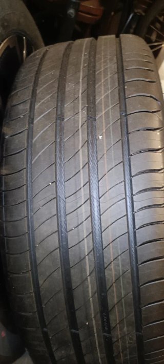 Llantas Renault 20" + neumáticos Michelin e-Primac