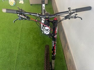 Bicicleta Enduro Cannondale Jekyll