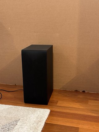 Barra de sonido y subwoofer LG negros