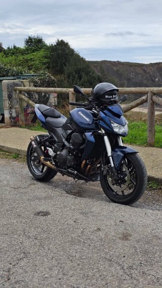 Kawasaki Z750 2008 106cv. Carnet A. No limitable.