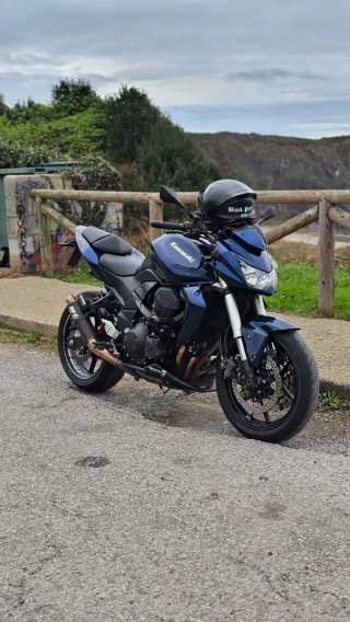 Kawasaki Z750 2008 106cv. Carnet A. No limitable.