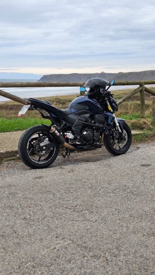 Kawasaki Z750 2008 106cv. Carnet A. No limitable.