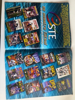 Álbum Liga 06-07 con messi  22 cromos pegados