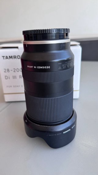 Tamron 28-200mm f/2.8-5.6 Di III RXD