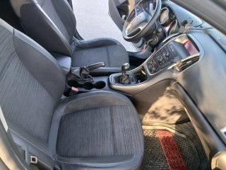 Opel Astra 2015