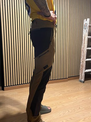 Pantalón Forclaz Quechua Talla S MT900