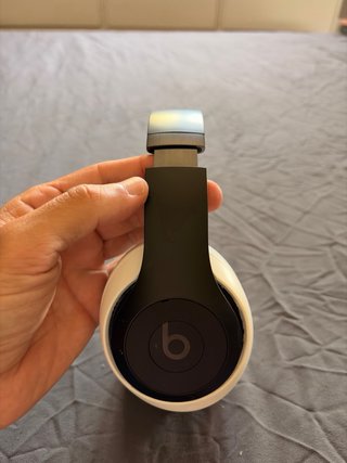 Beats Studio Pro Negros y Blancos
