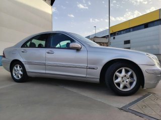 Mercedes-Benz Clase C  220  cdi    automatico.
