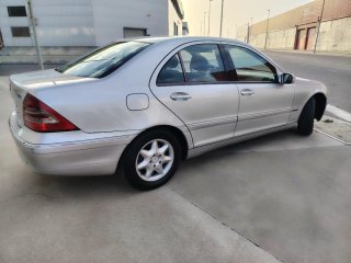 Mercedes-Benz Clase C  220  cdi    automatico.