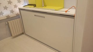 Muebles habitación juvenil:cama abatible y más.