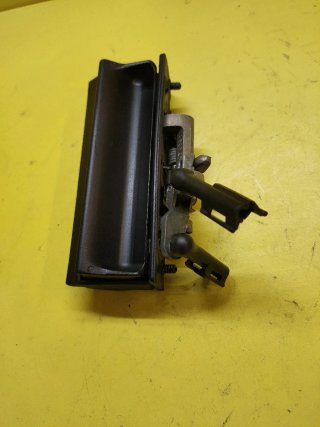 MANETA TIRADOR PUERTA MALETERO SEAT TOLEDO II