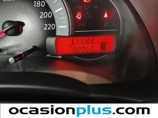 Nissan Micra 1.2G Acenta 59 kW (80 CV)