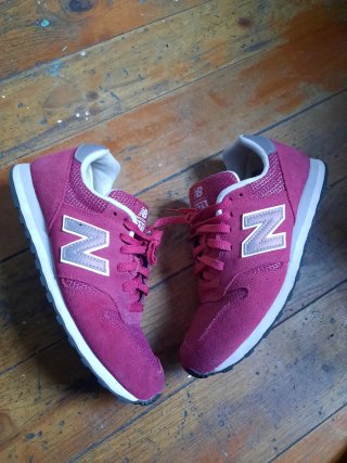Zapatillas New Balance Mujer Rosa y Plata