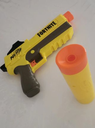 Pistola Nerf Fortnite con Silenciador