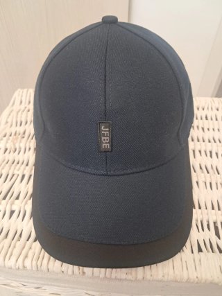 2 - Gorras de béisbol negras y azules,algunas de m