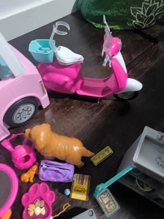 Autocaravana Barbie con Accesorios