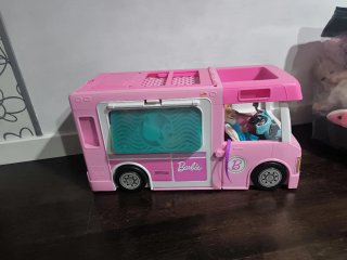 Autocaravana Barbie con Accesorios