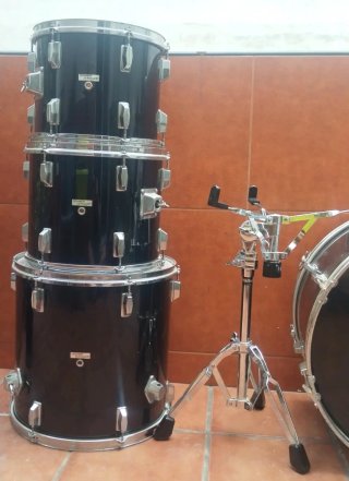 Batería Acústica HOHNER Negra modelo antiguo