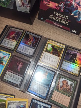 Collezione Carte Pokemon Magic + Box Star Wars tcg