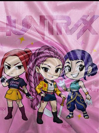 Bañador infantil Huntrix con volantes