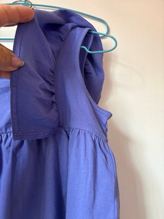 Top verano morado con volante Pecho 38cm, largo 48