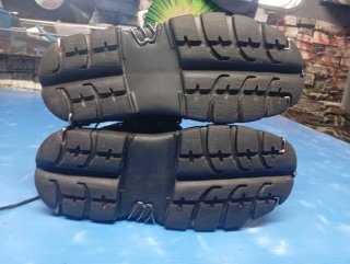 Botas tipo New Rock Plataforma Veganas Cuero