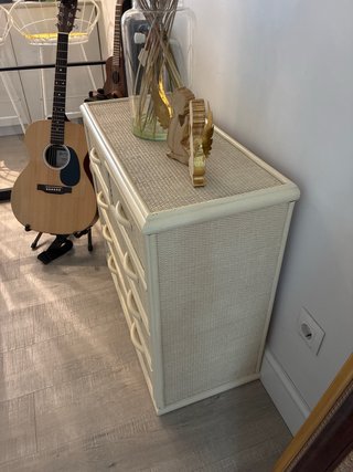 Mueble consola mimbre beige precioso