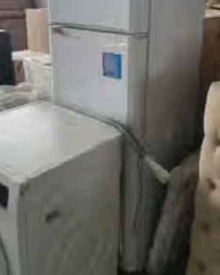 lavadora y nevera vieja