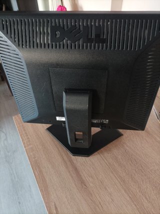 Monitor Dell 17" Cuadrado (E170Sc) • Ideal Arcade