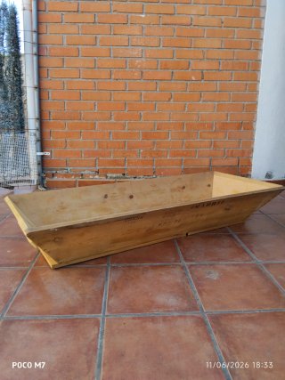 Artesa de madera maciza