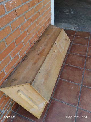 Artesa de madera maciza