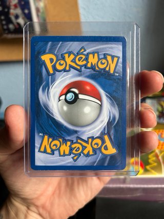 Carta Pokémon Kabutops Neo Discovery Holo Rare
