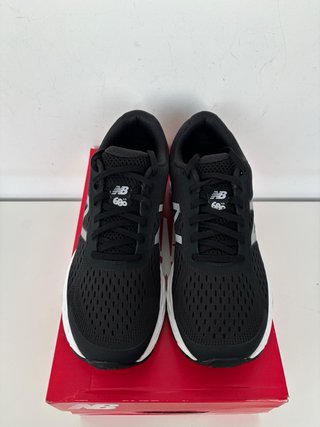 Zapatillas New Balance a estrenar. Talla 44.5