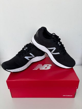Zapatillas New Balance a estrenar. Talla 44.5