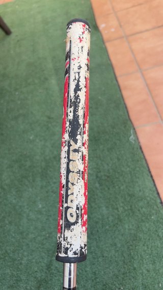 Putter Yes! Golf Tracy 34" - Tecnología C- Groove