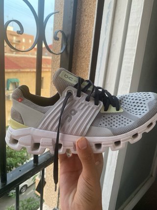 Zapatos On Running Talla 38 VENTA EN PERSONA