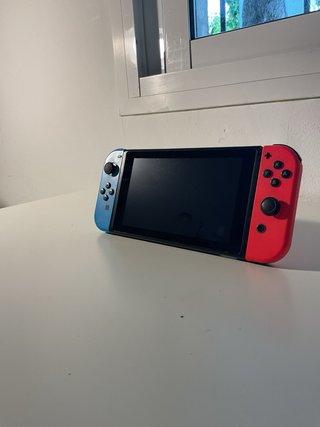 Nintendo Switch V1 + Caja