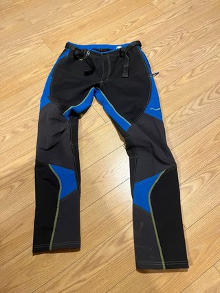 Pantalón Trekking Trangoworld Talla L
